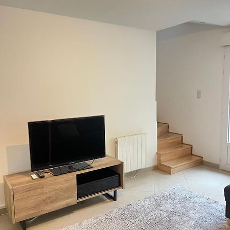 Ecu : Superbe Appartement Avec Exterieur Реймс Екстериор снимка