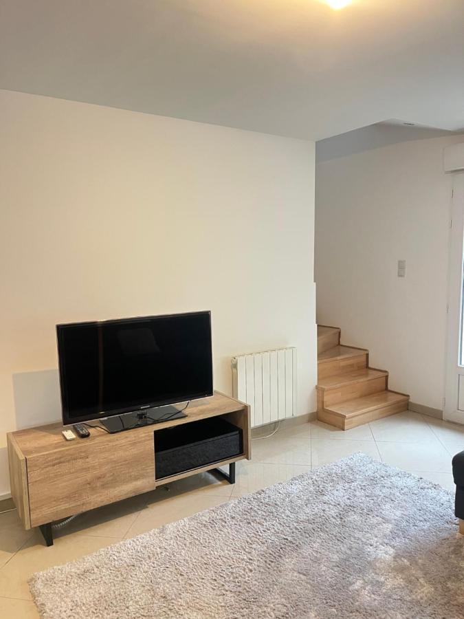 Ecu : Superbe Appartement Avec Exterieur Реймс Екстериор снимка